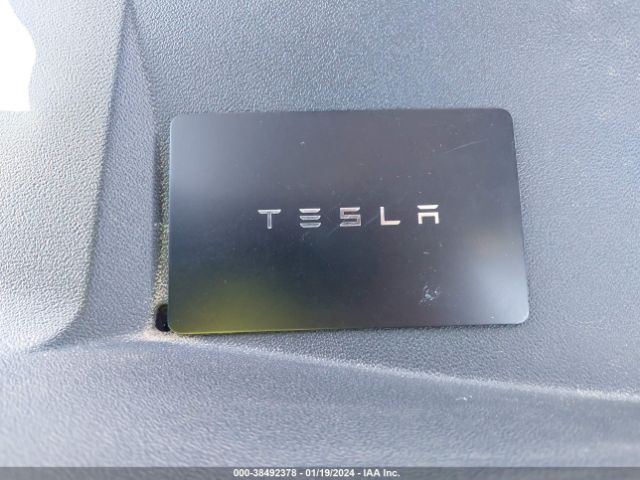 7SAYGAEE2PF663111 Tesla Model Y