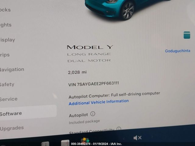 7SAYGAEE2PF663111 Tesla Model Y