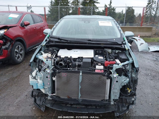Toyota Prius Four 2017 JTDKARFU6H3049329 Image 6