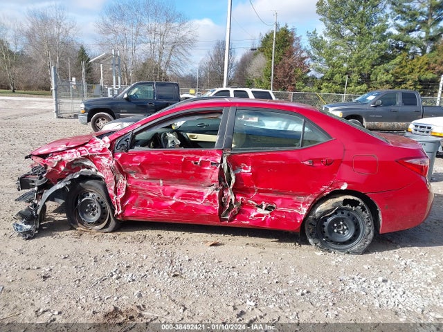 Toyota COROLLA LE 2018 5YFBURHE2JP851533 Image 14