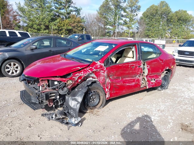Toyota COROLLA LE 2018 5YFBURHE2JP851533 Image 2