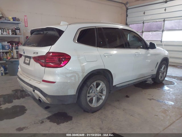 BMW X3 Xdrive30i 2018 5UXTR9C56JLC81270 Image 4