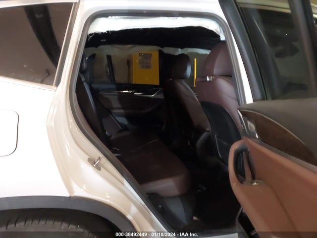 BMW X3 Xdrive30i 2018 5UXTR9C56JLC81270 Image 8