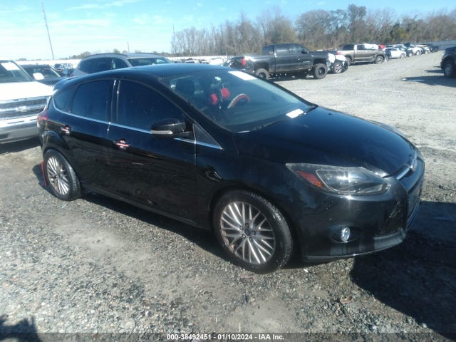 2014 FORD FOCUS TITANIUM VIN: 1FADP3N25EL463045