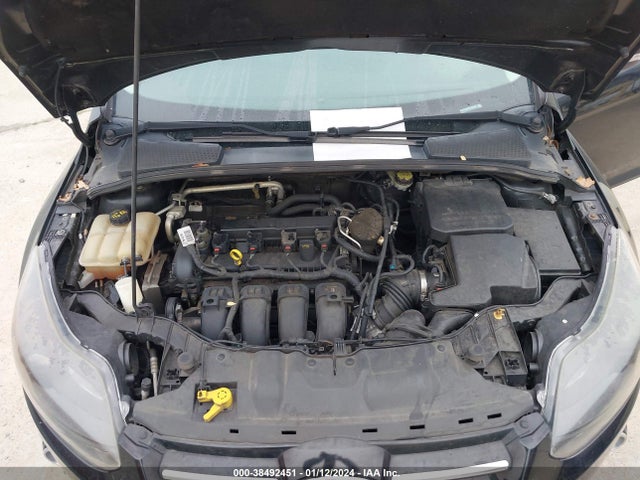 2014 FORD FOCUS TITANIUM VIN: 1FADP3N25EL463045