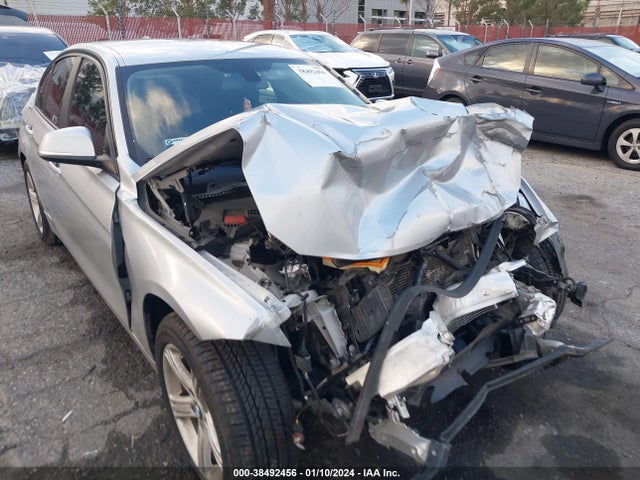 BMW 320i 2015 WBA3B1C54FK141118 Image 6