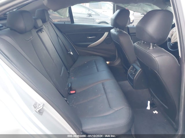 BMW 320i 2015 WBA3B1C54FK141118 Image 8