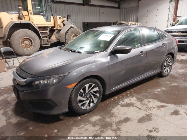 2018 HONDA CIVIC EX VIN: 2HGFC2F73JH588380