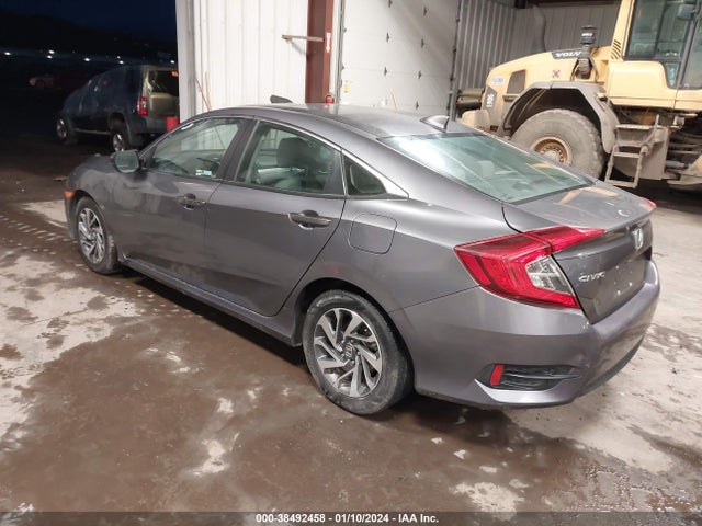 2018 HONDA CIVIC EX VIN: 2HGFC2F73JH588380