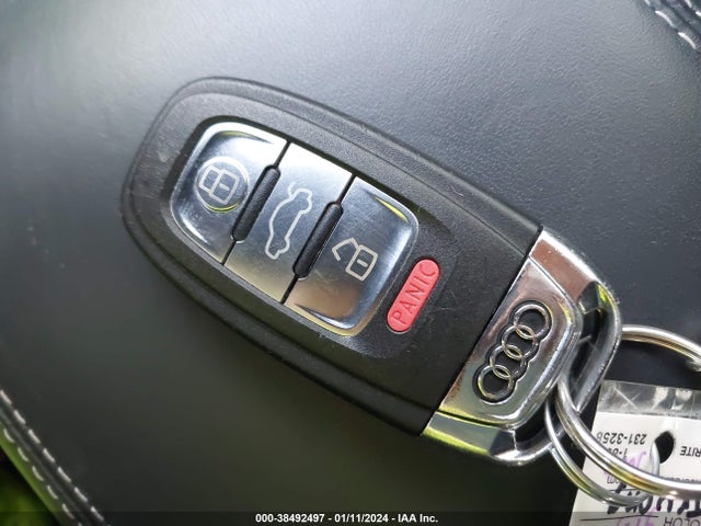 WA1CCAFP2HA022807 Audi Sq5 3.0t Premium Plus