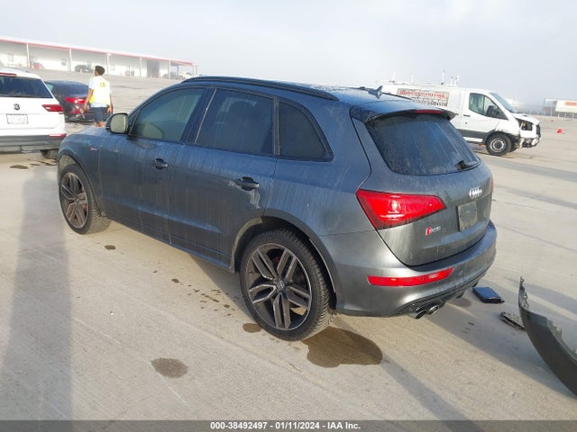 WA1CCAFP2HA022807 Audi Sq5 3.0t Premium Plus