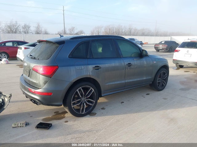 WA1CCAFP2HA022807 Audi Sq5 3.0t Premium Plus