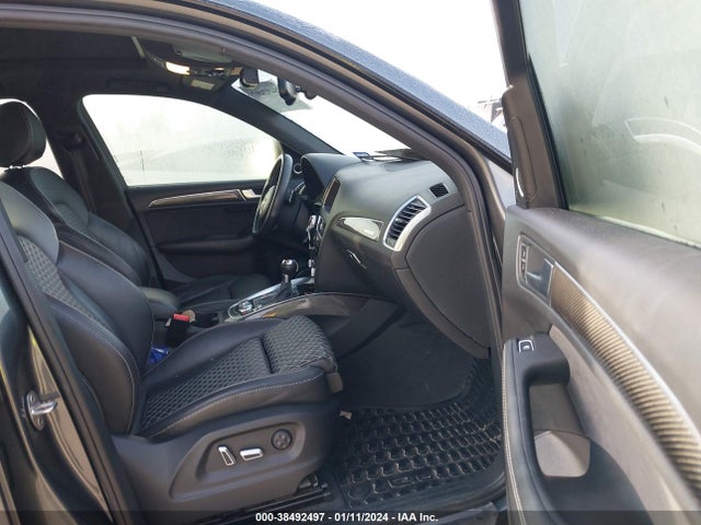 WA1CCAFP2HA022807 Audi Sq5 3.0t Premium Plus