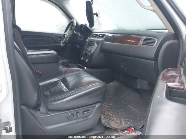 2007 GMC YUKON XL 1500 DENALI VIN: 1GKFK66857J312151