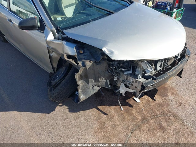 2014 TOYOTA CAMRY HYBRID VIN: 4T1BD1FK8EU132883