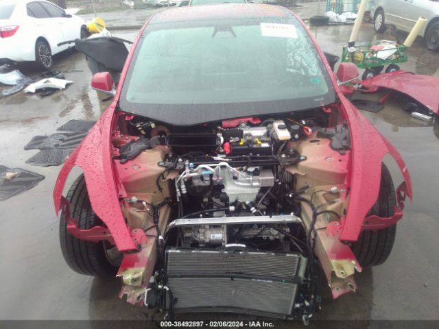 5YJ3E1EB9JF075393 Tesla Model 3 Long Range/performance