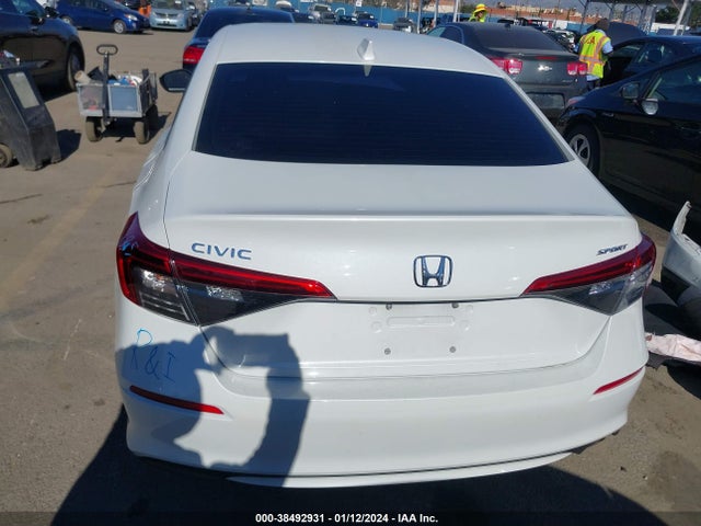 38492931 :رقم المزاد ، 2HGFE2F52NH525835 vin ، 2022 Honda Civic Sport مزاد بيع
