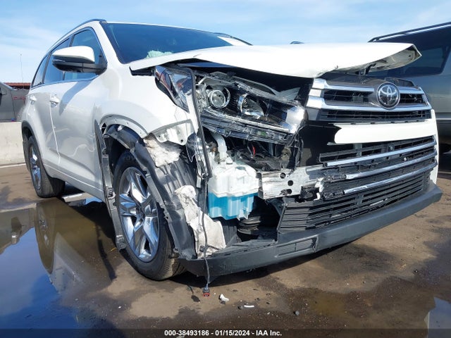 Toyota Highlander Limited Platinum 2017 5TDDZRFH8HS374986 Image 6