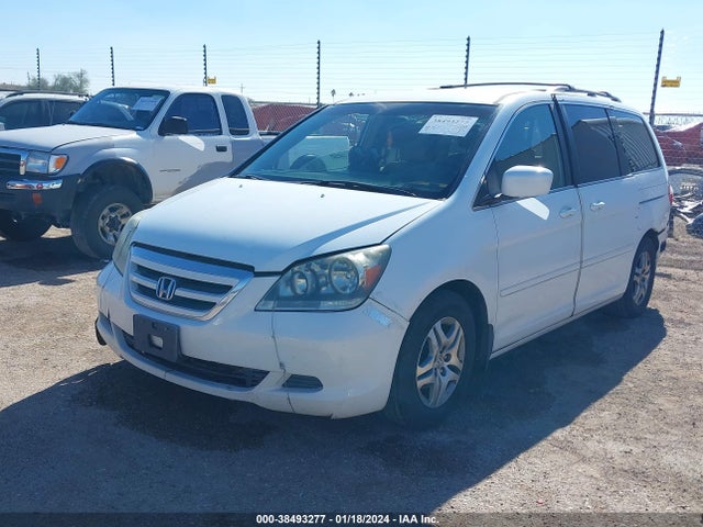 2005 HONDA ODYSSEY EX VIN: 5FNRL38445B401681