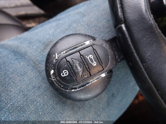 2019 MINI COUNTRYMAN WMZYS7C55K3F46262 Photo 10