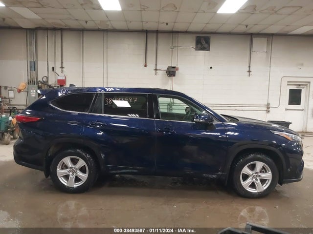Aukcja sprzedaży 2022 Toyota Highlander Le, vin: 5TDBZRBH6NS243760, numer aukcji: 38493587