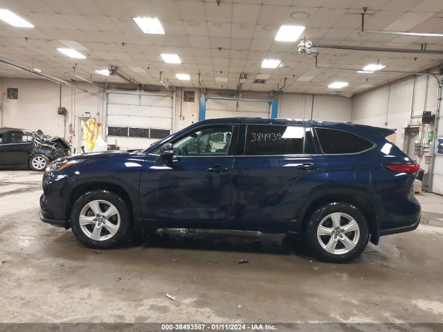 Aukcja sprzedaży 2022 Toyota Highlander Le, vin: 5TDBZRBH6NS243760, numer aukcji: 38493587