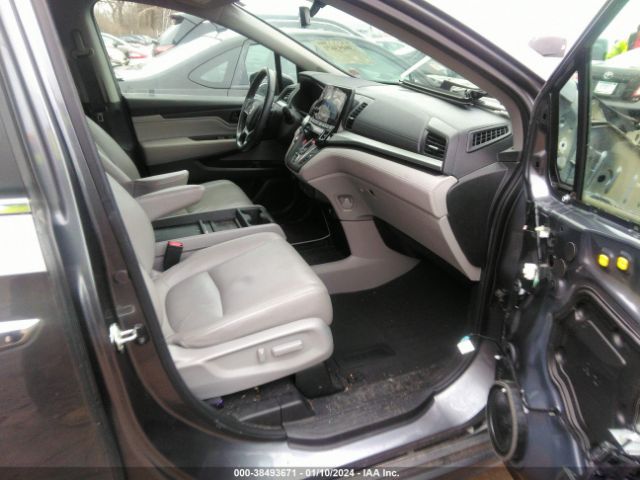 5FNRL6H85JB010229 Honda Odyssey Touring