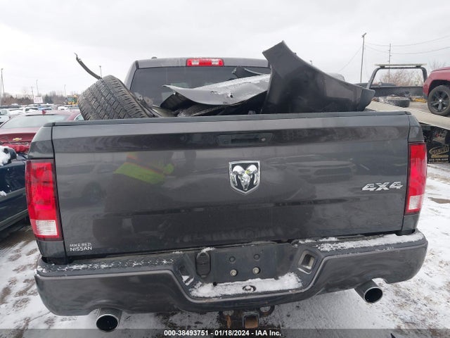 RAM 1500 Express Quad Cab 4x4 6'4 Box 2017 1C6RR7FT7HS612940 Image 17