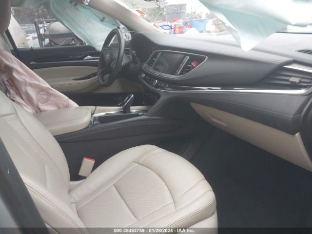 5GAERCKW8JJ124495 Buick Enclave Premium