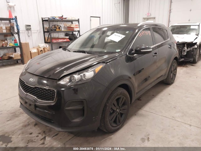 2018 KIA SPORTAGE LX VIN: KNDPM3AC1J7320594