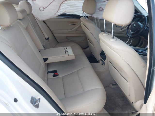 BMW 528I 2015 WBA5A5C58FD522686 Image 8