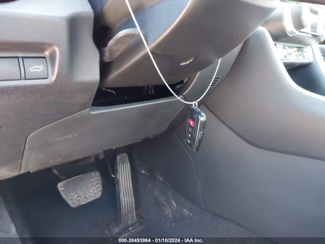Продажа на аукционе авто 2022 Toyota Rav4 Limited, vin: 2T3Y1RFV3NW197742, номер лота: 38493964