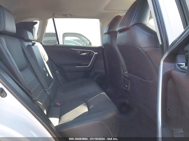 Продажа на аукционе авто 2022 Toyota Rav4 Limited, vin: 2T3Y1RFV3NW197742, номер лота: 38493964