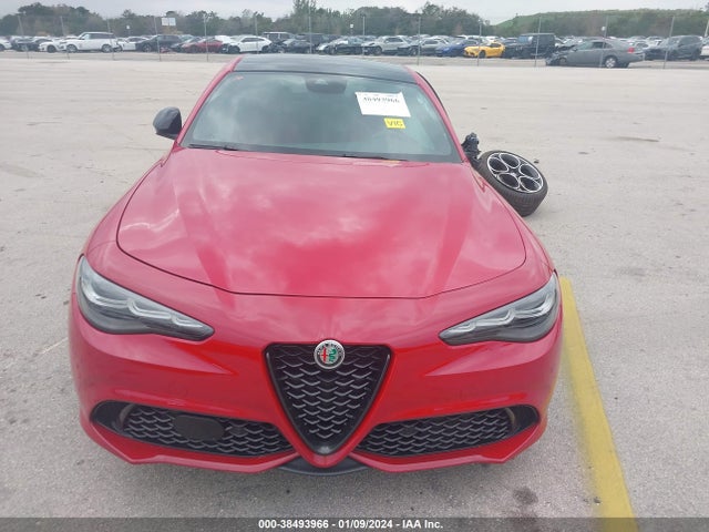 ZARFAMBNXR7677820 Alfa Romeo Giulia Veloce Rwd