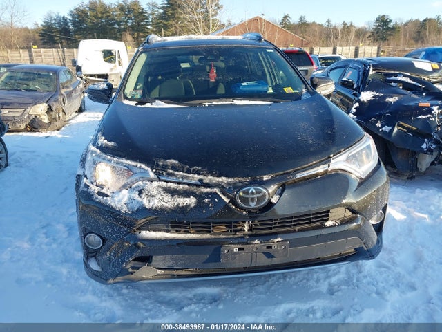Toyota Rav4 Xle 2018 2T3RFREV3JW828331 Image 12