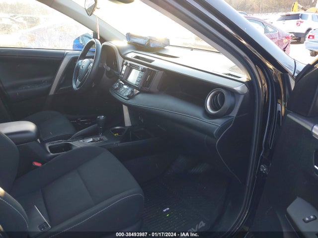 Toyota Rav4 Xle 2018 2T3RFREV3JW828331 Image 5