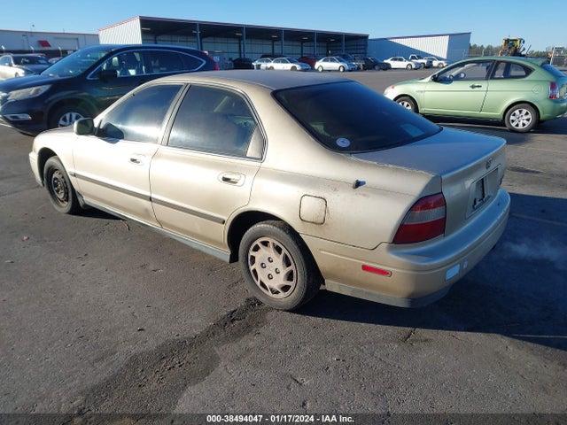 1994 HONDA ACCORD LX VIN: JHMCD5530RC009941