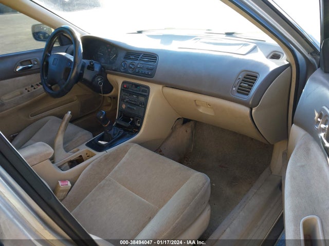 1994 HONDA ACCORD LX VIN: JHMCD5530RC009941