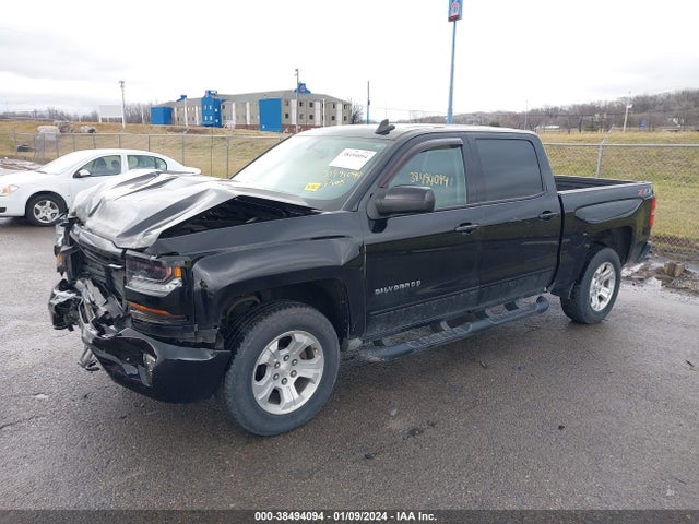 Chevrolet Silverado 1500 2lt 2018 3GCUKREC5JG322181 Image 2