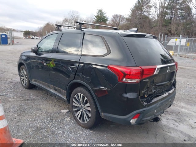 JA4AZ3A32KZ004547 Mitsubishi Outlander Es