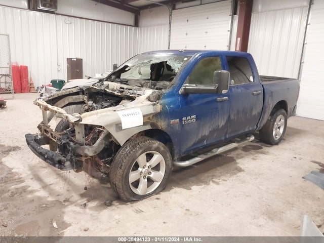 RAM 1500 Express 2015 3C6RR7KT4FG700273 Image 2