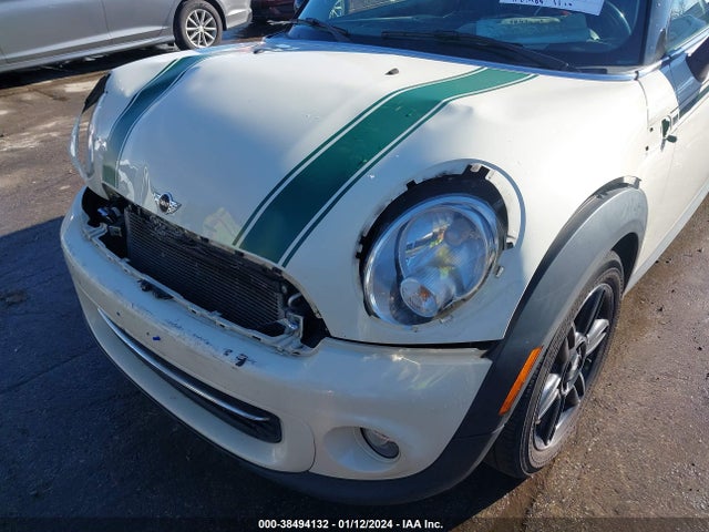 2013 MINI CLUBMAN WMWZF3C55DT571290 Photo 5