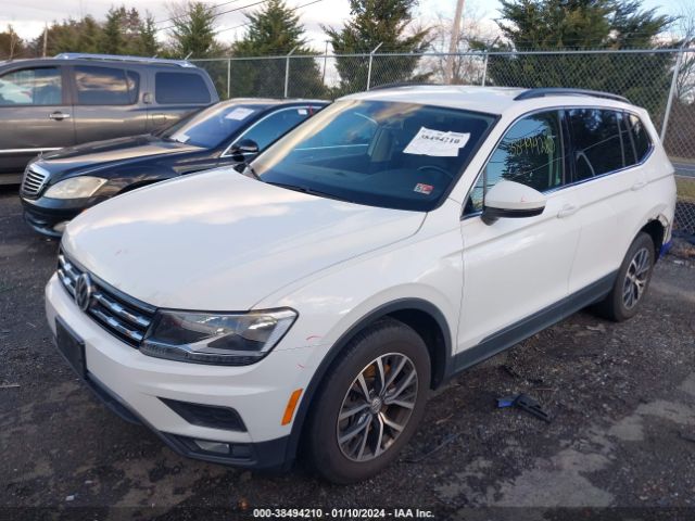 2018 VOLKSWAGEN TIGUAN 3VV3B7AXXJM003645 Photo 1