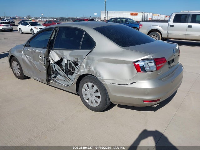 3VW2K7AJ0FM285725 Volkswagen Jetta 2.0l S