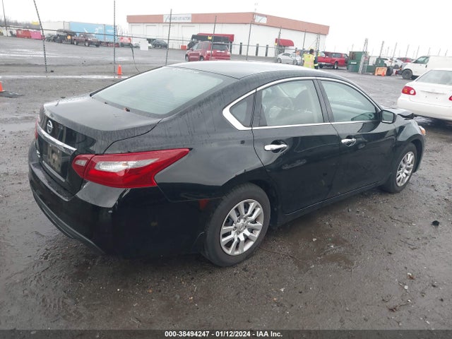 Nissan Altima 2.5 S 2018 1N4AL3AP0JC299018 Image 4