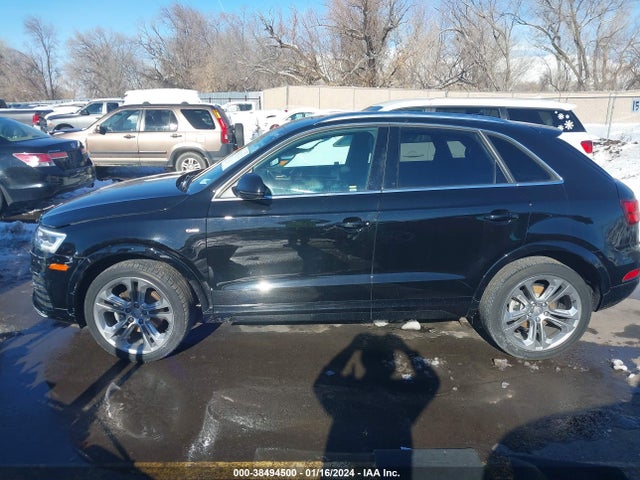 WA1JCCFS7JR034787 Audi Q3 2.0t Premium/2.0t Sport Premium