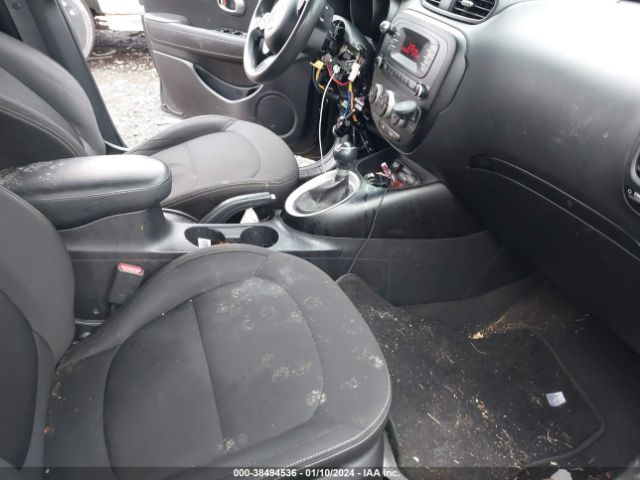 KNDJN2A21G7848827 KIA Soul !