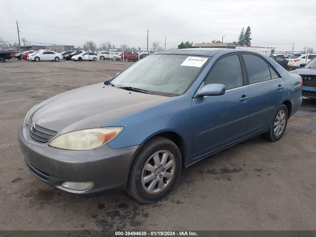 2004 TOYOTA CAMRY XLE V6 VIN: JTDBF32K040152633