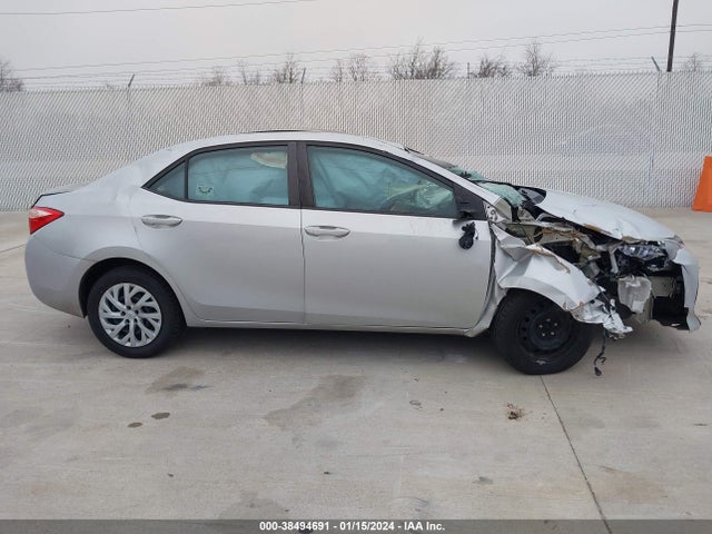 Toyota COROLLA LE 2017 5YFBURHE0HP606207 Image 12