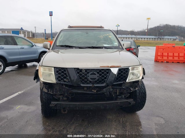 2005 NISSAN PATHFINDER SE VIN: 5N1AR18U85C773744